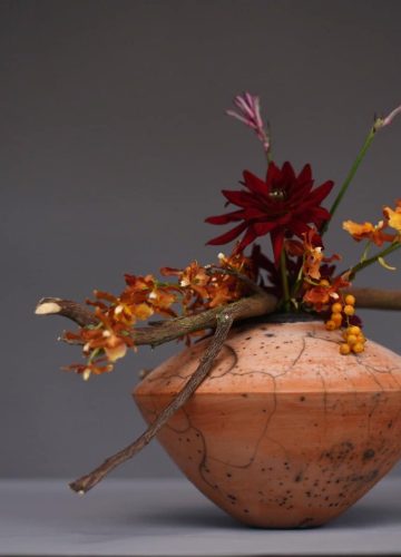 DIY כיצד לשזור עיצוב פרחים יפהפה בכמה דקות